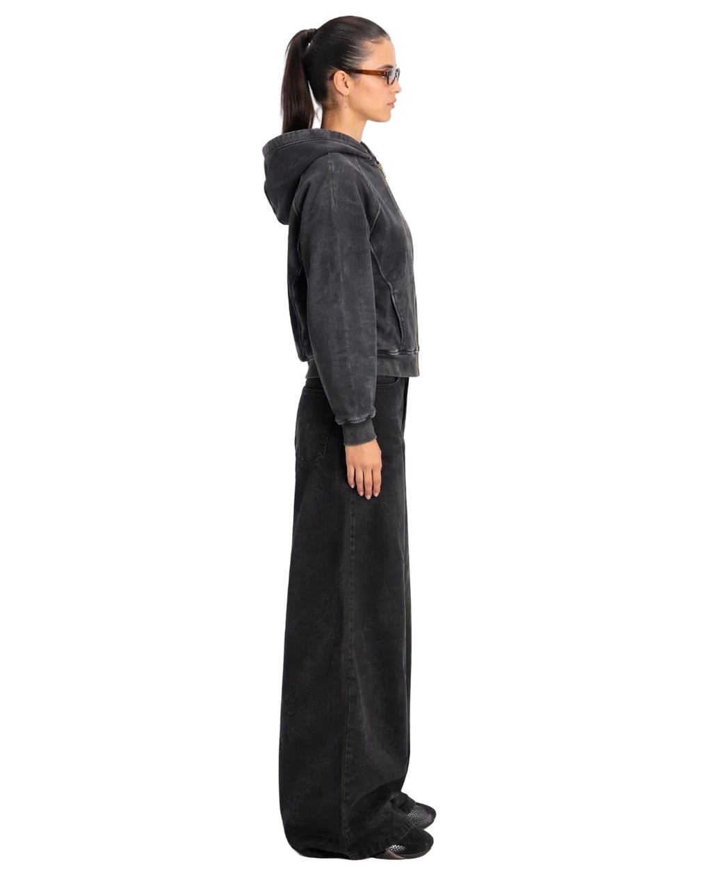 Women’s Cropped Zip-Up Washed Black